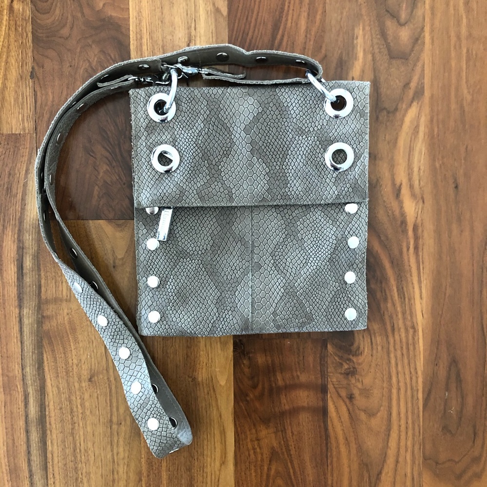 Hammitt Montana Med Reversible Adjustable Handbag